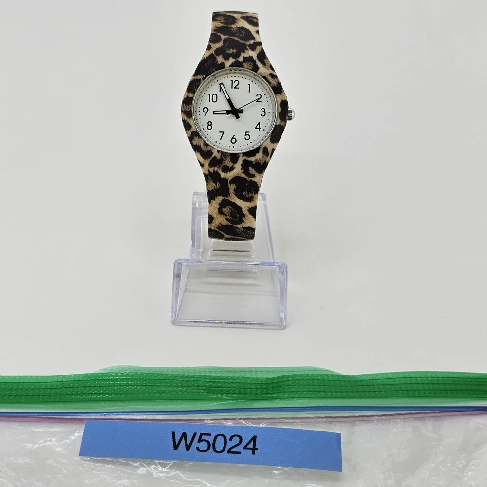 Women's Analog Watch 34MM White Dial Leopard Plastic Bands NEW Battery
